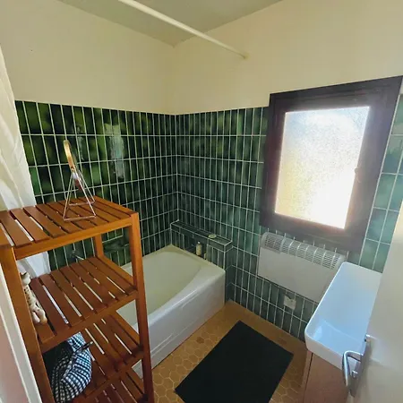 Maison Domaine Prive De Port D 'alon 度假居