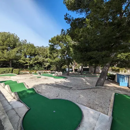 Maison Domaine Prive De Port D 'alon 度假居 *