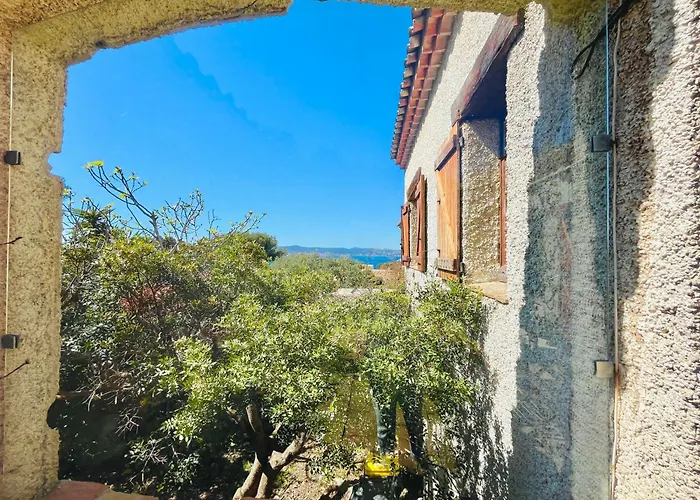 Maison Domaine Prive De Port D 'alon *