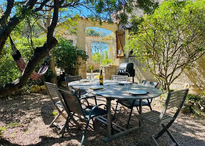 Maison Domaine Prive De Port D 'alon *